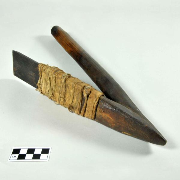 small cutting tool with iron blade