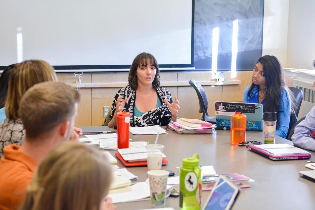 professor talking to students