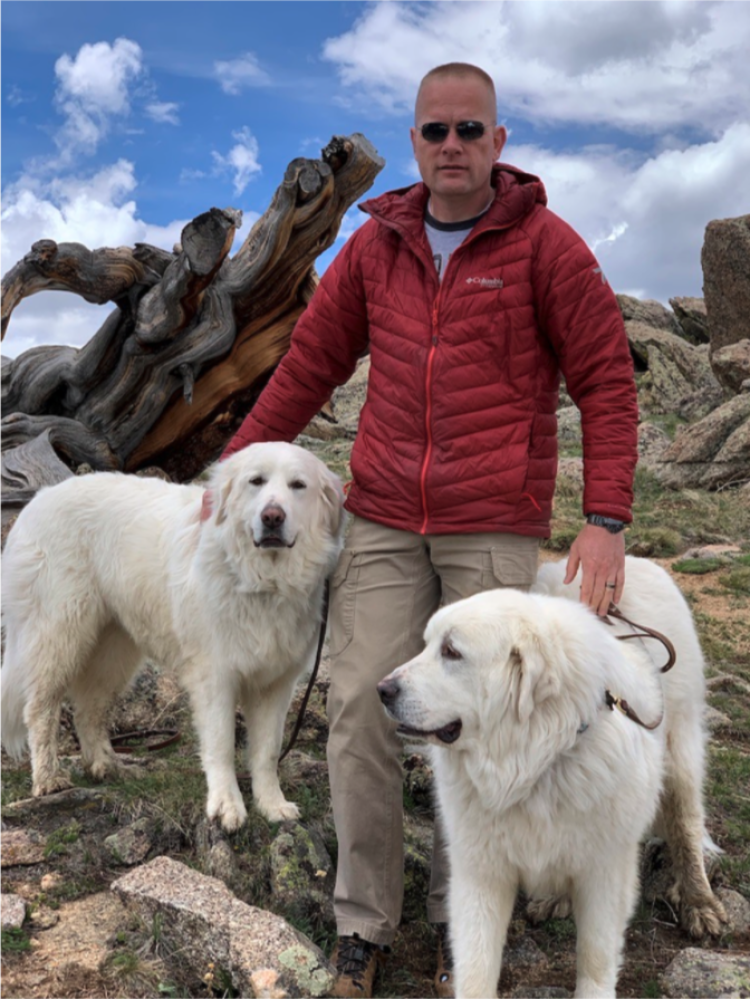 Hanpeter Schaub and his 2 dogs