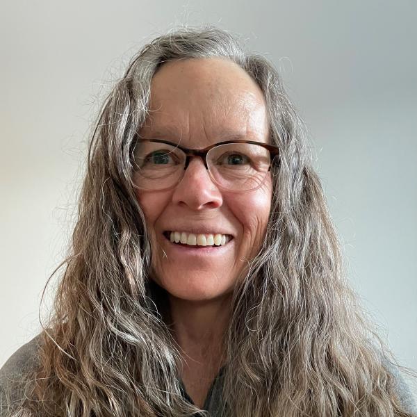AEM Alice Phinney headshot