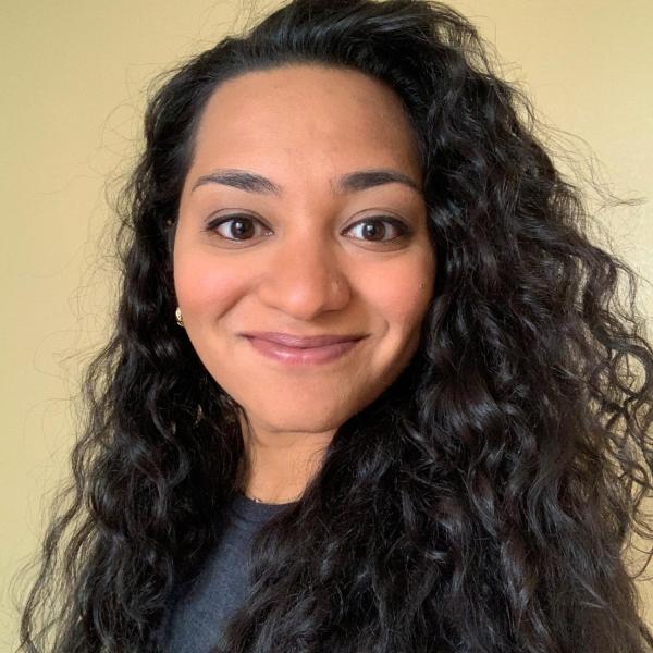 Vandana Duff headshot