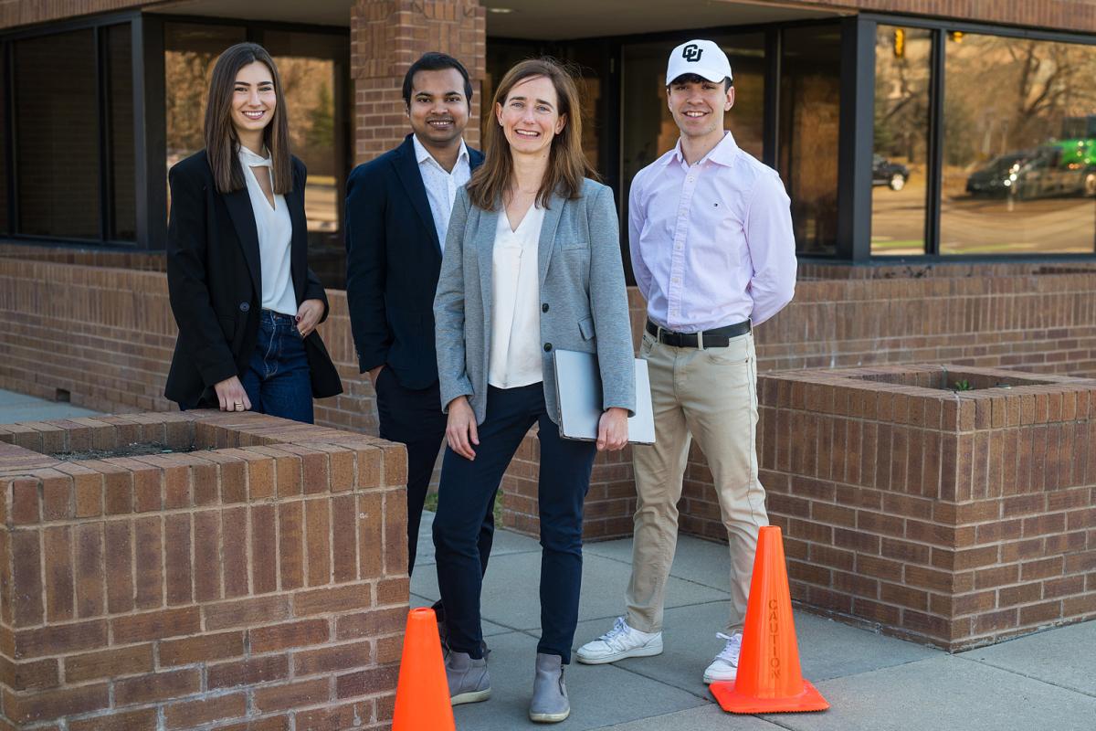 Cristina Torres-Machi research group