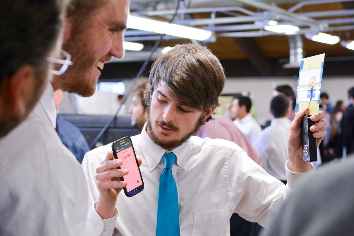 Students presenting at Senior Design Expo