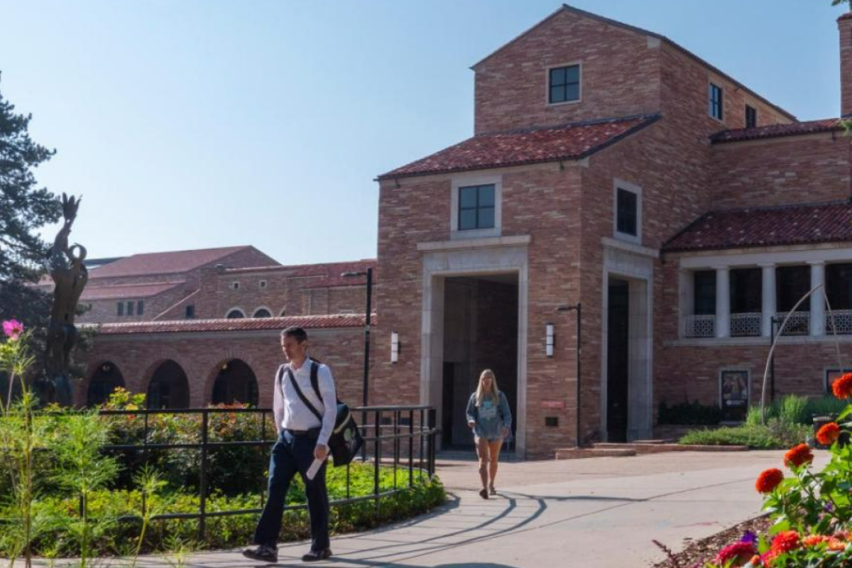 Students walking outside the UMC
