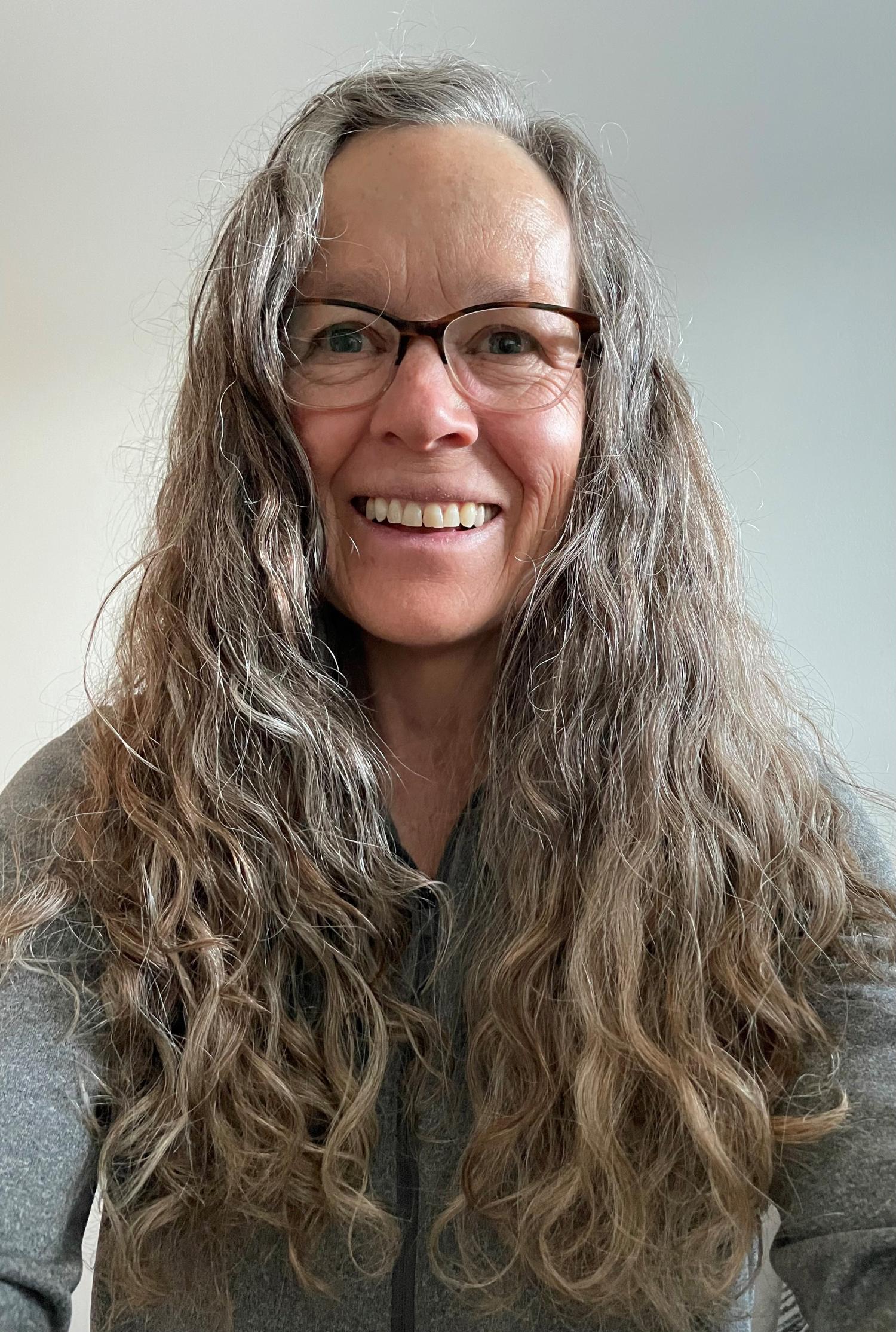 AEM Alice Phinney headshot
