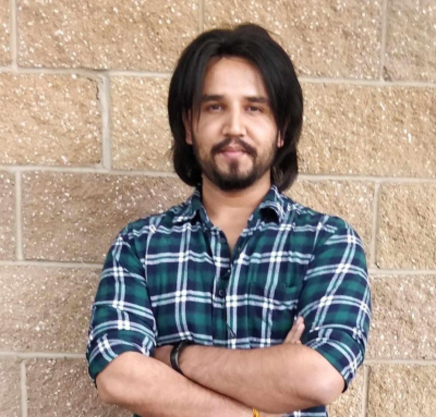 Vishvesh Singh Headshot