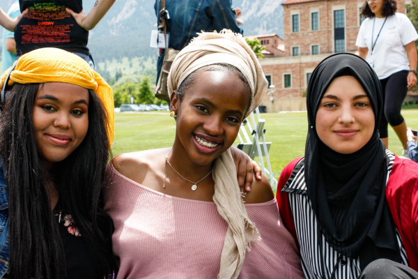 3 female enginearme students