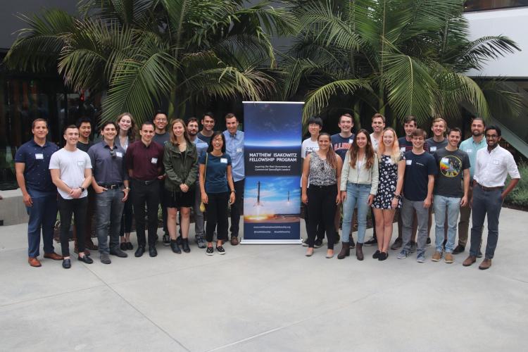 A group of Matthew Isakowitz Scholars.