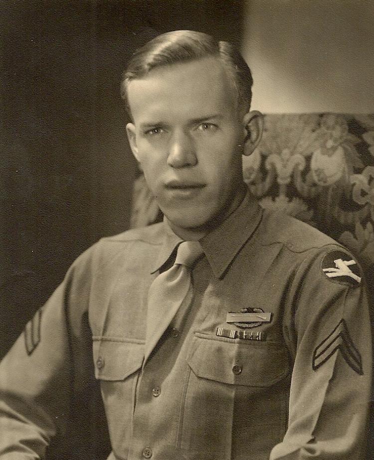 Leonard Siekmeier in Army uniform 