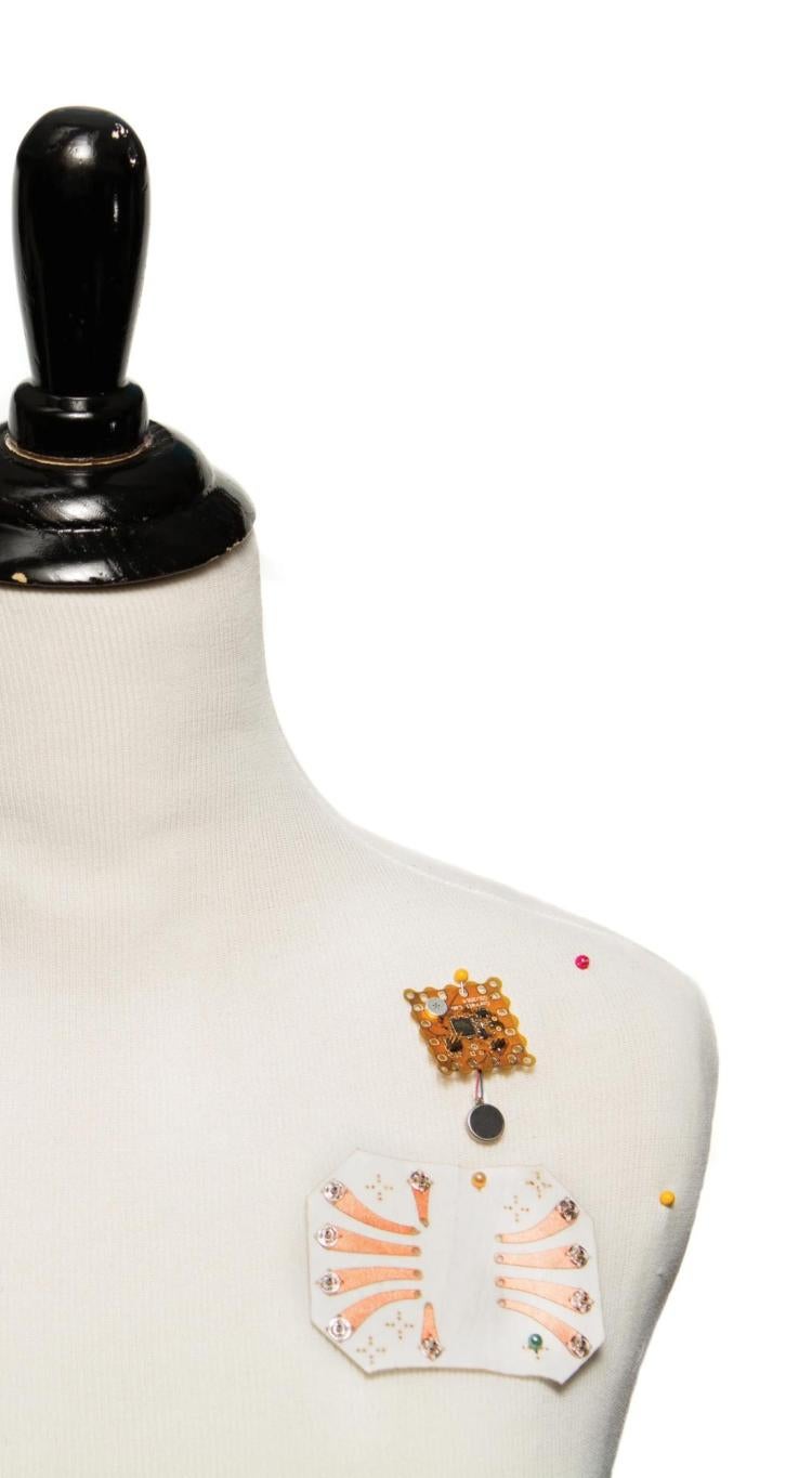 Mannequin with microchip