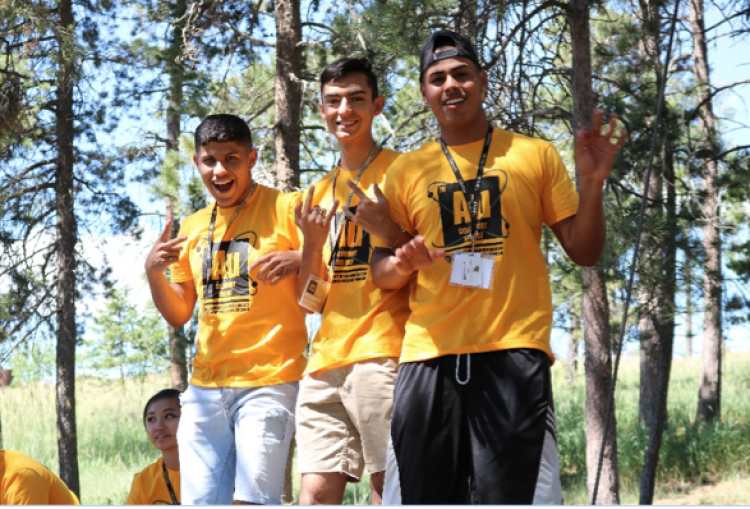 Engineering Goldshirt students