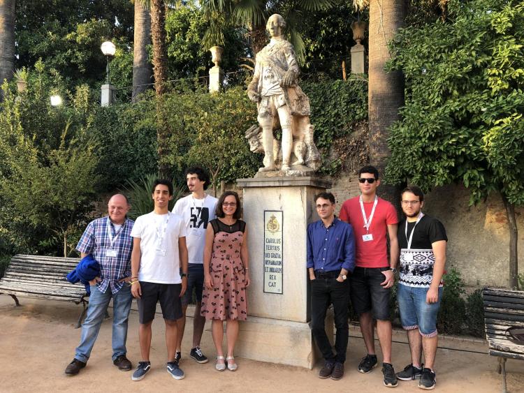 Zoya Popovic with her students in Spain