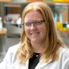Kristi Anseth in lab