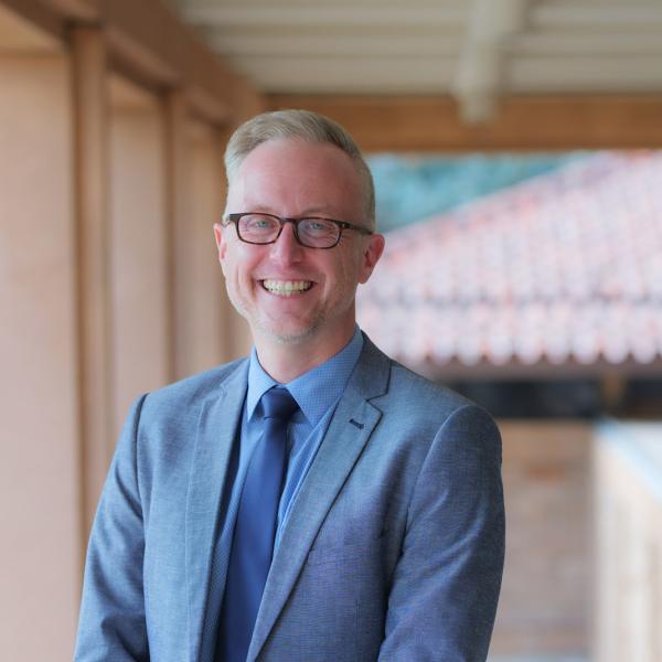 Daniel Doerr Headshot