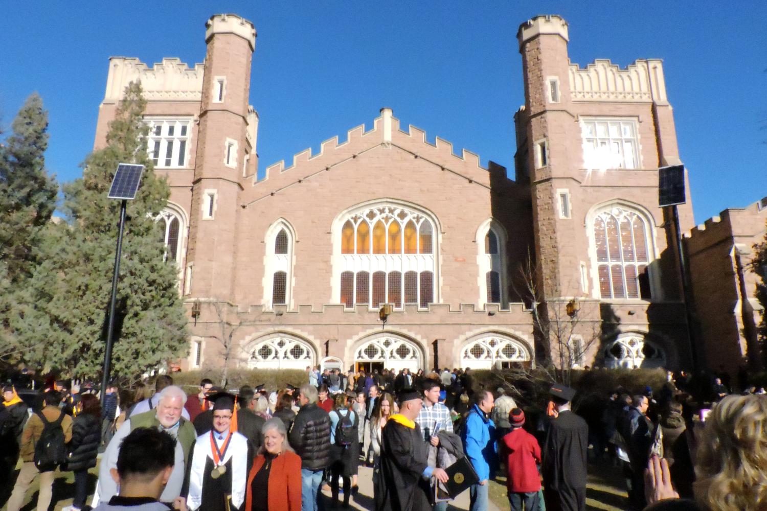 2014wintergradceremony
