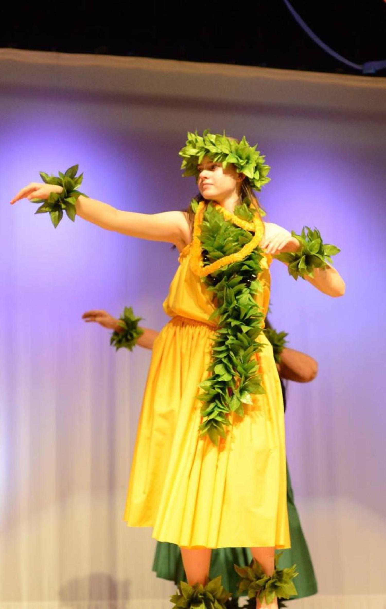 Hawaiian dancer from iFest 2016