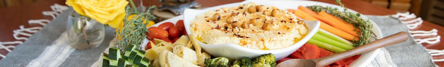 hummus and veggie platter