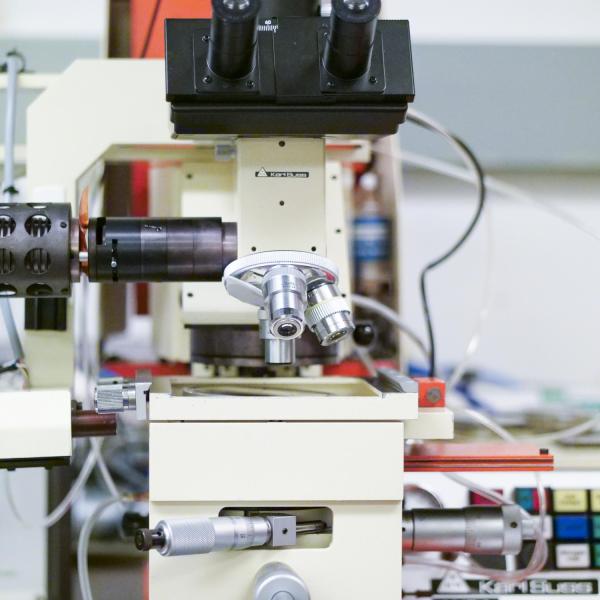 Microscope set up.