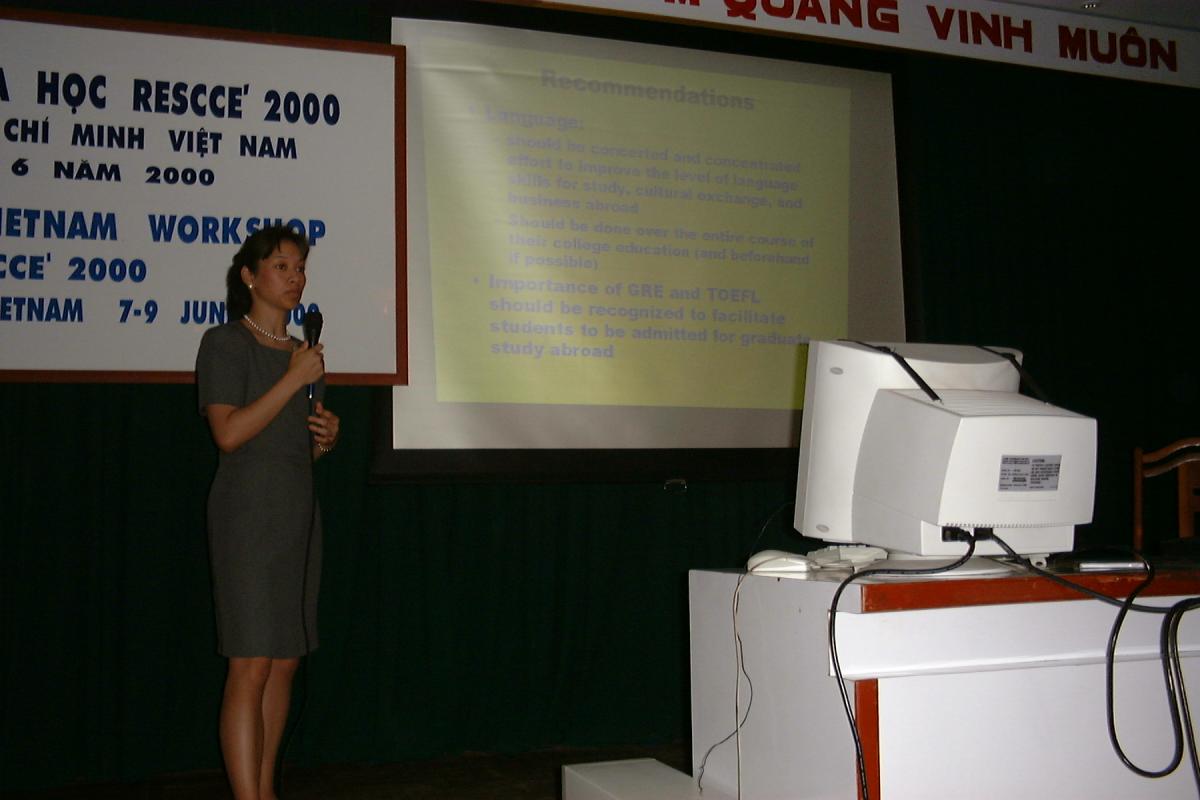 Lucy Pao giving a presentation