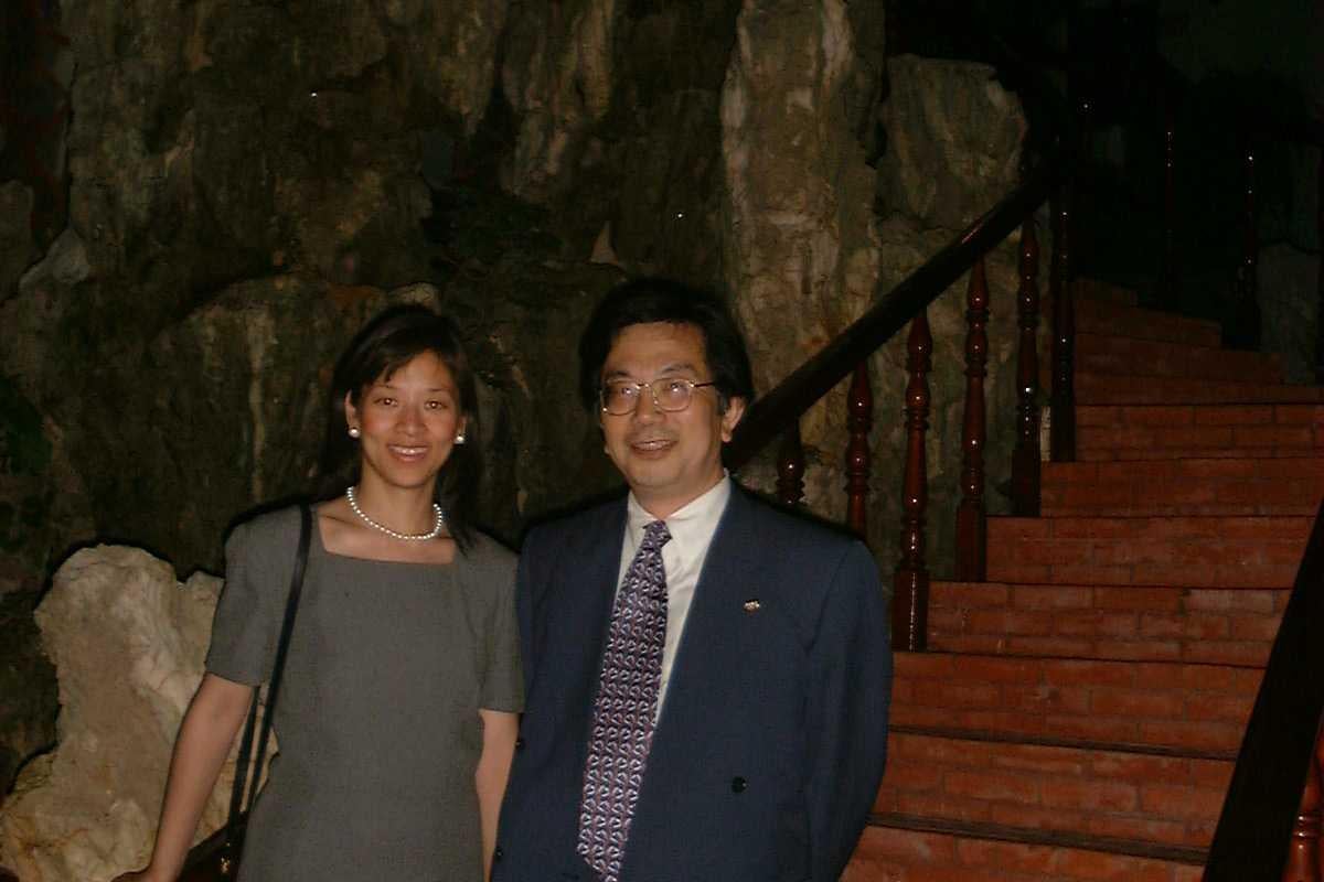 Lucy Pao and Tomizuka smiling