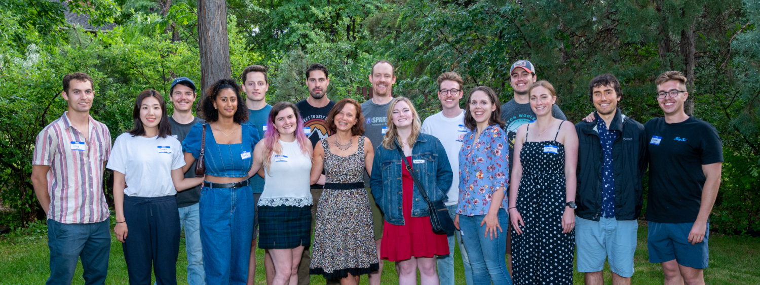 A group photo of Zoya and her students