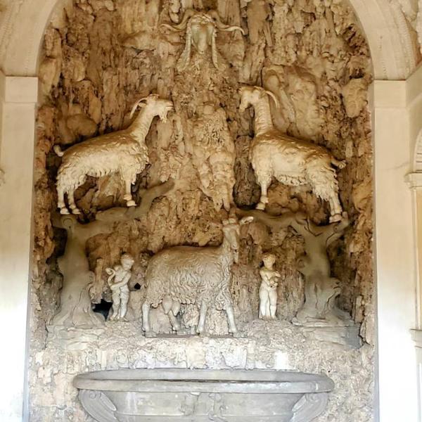 Florence, Grotta di Madama