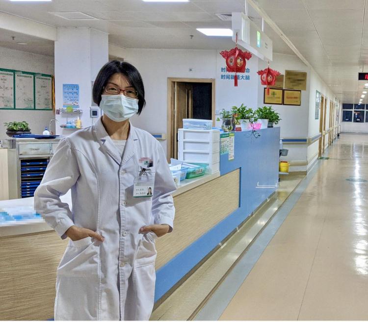 Xiaoling Chen in hospital