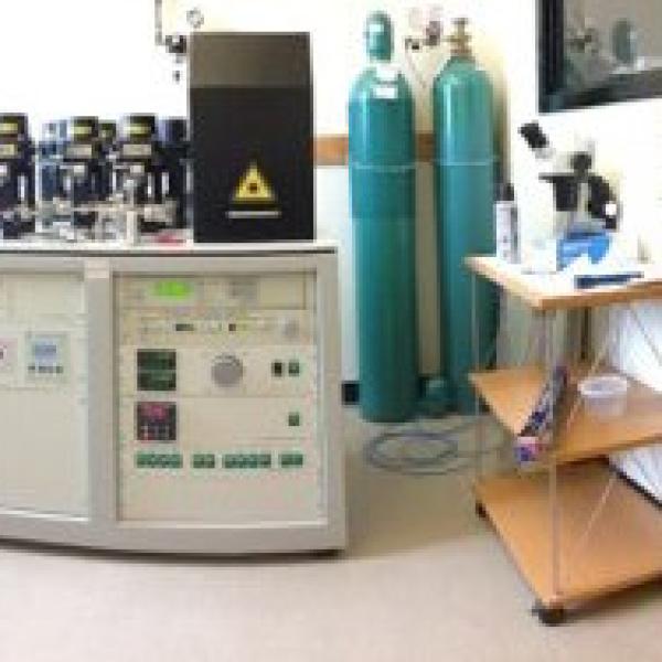 (U-Th)/He Thermochronology Lab sample photo