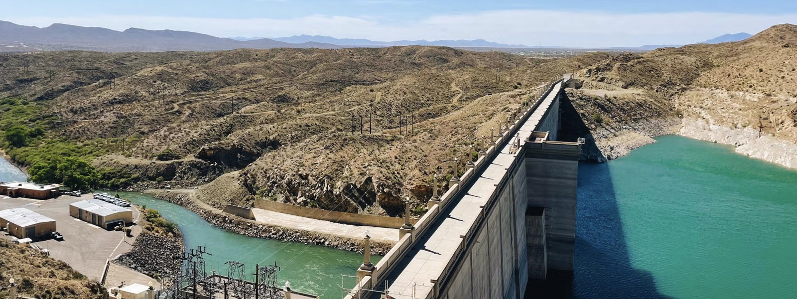 Desert reservoirs capture and store organic carbon