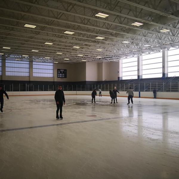 Grad students take to the ice
