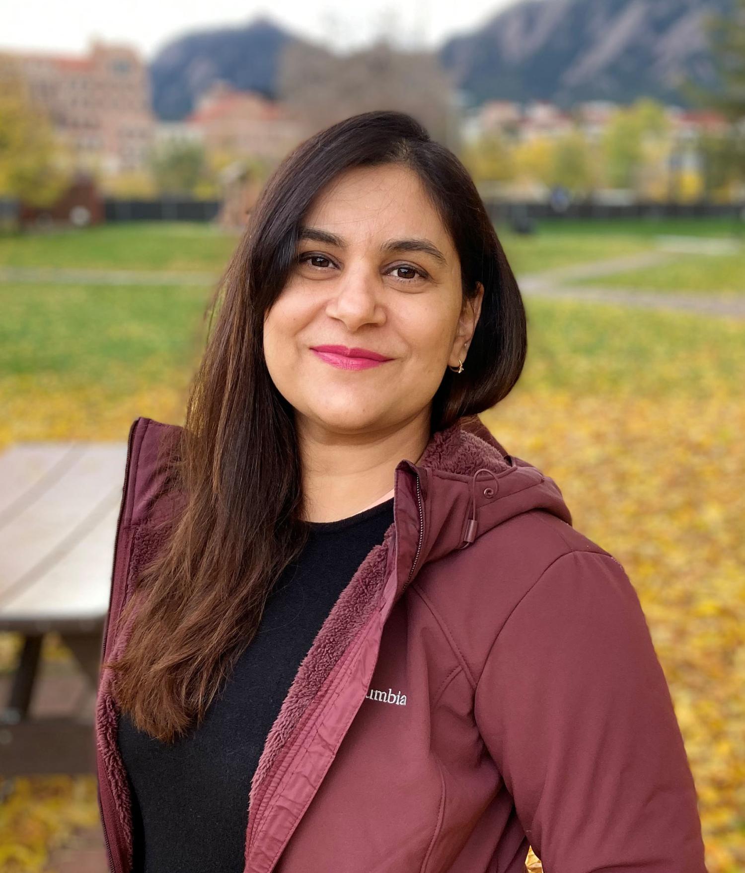 Saima Kazmi headshot