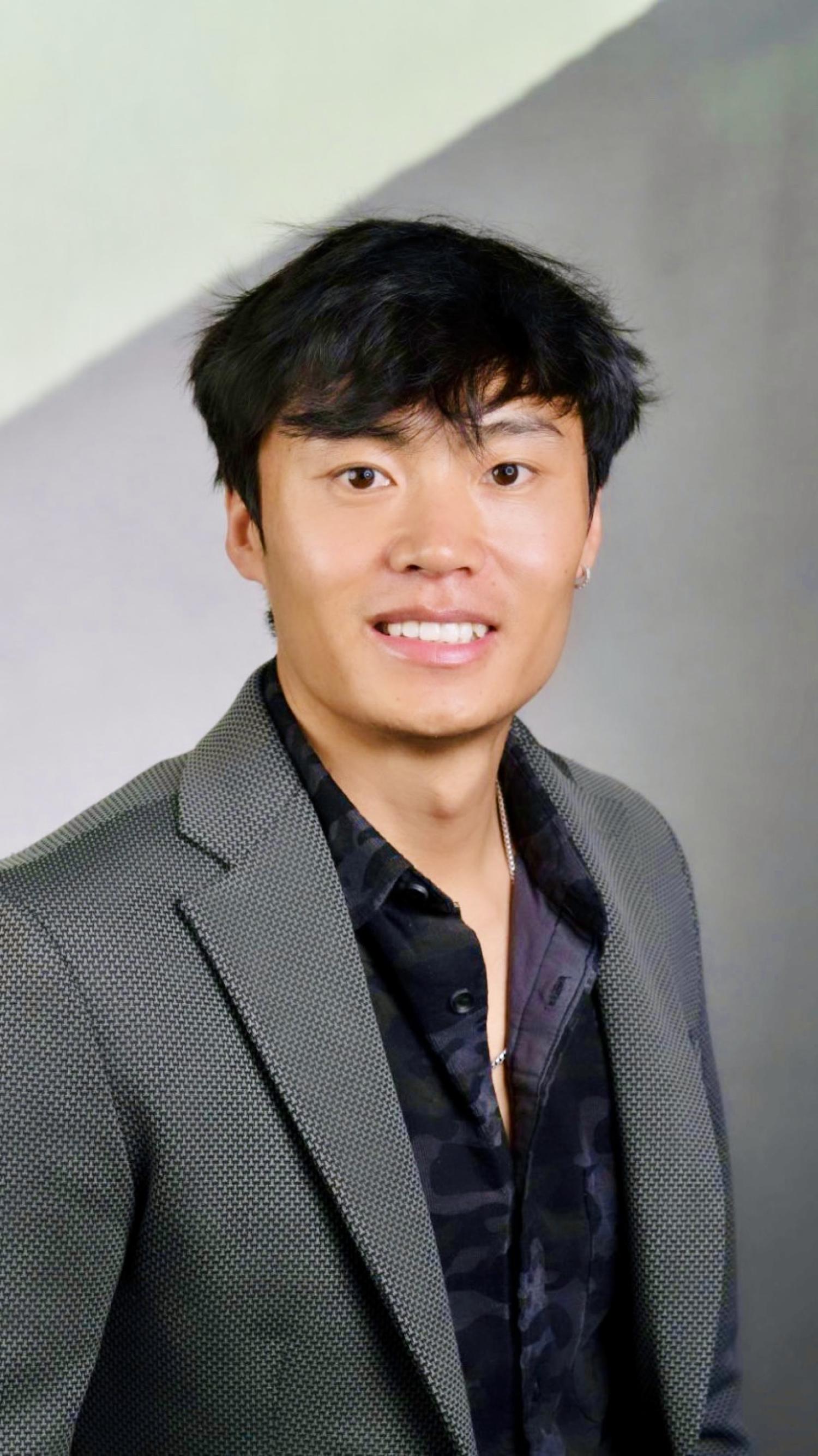 Sanggay Tashi headshot