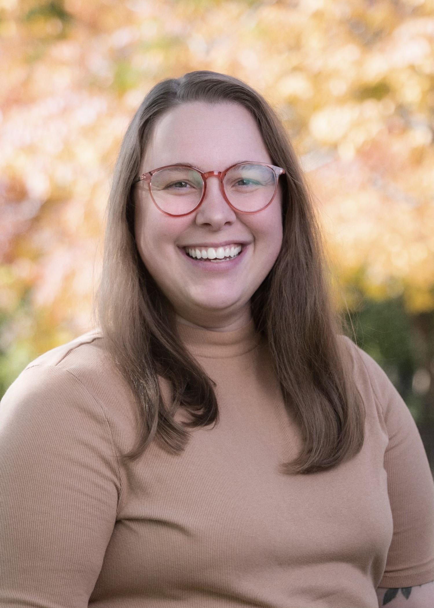 Alexa Holland-Plum Headshot