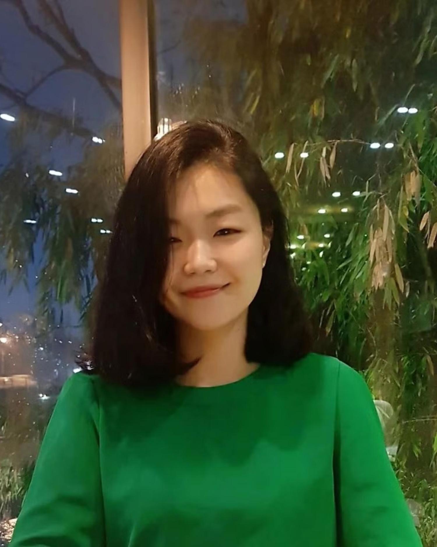 Hye-Young Jo headshot