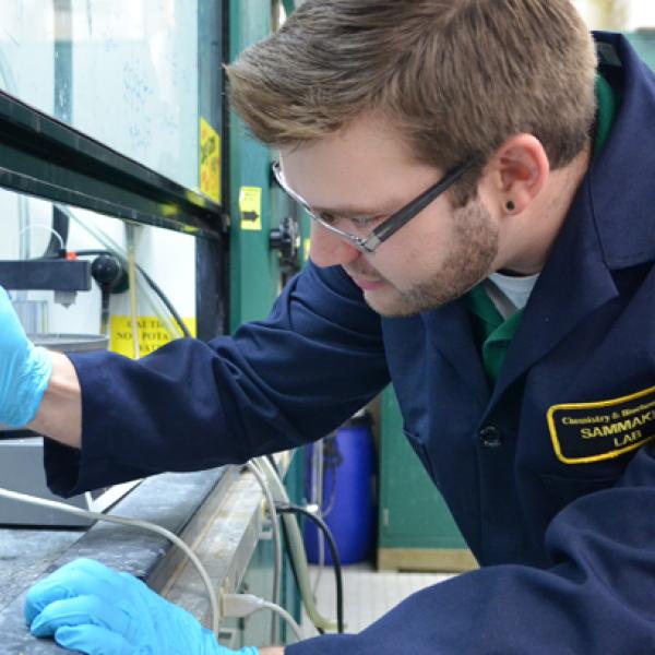 Man working in a chemistry lab