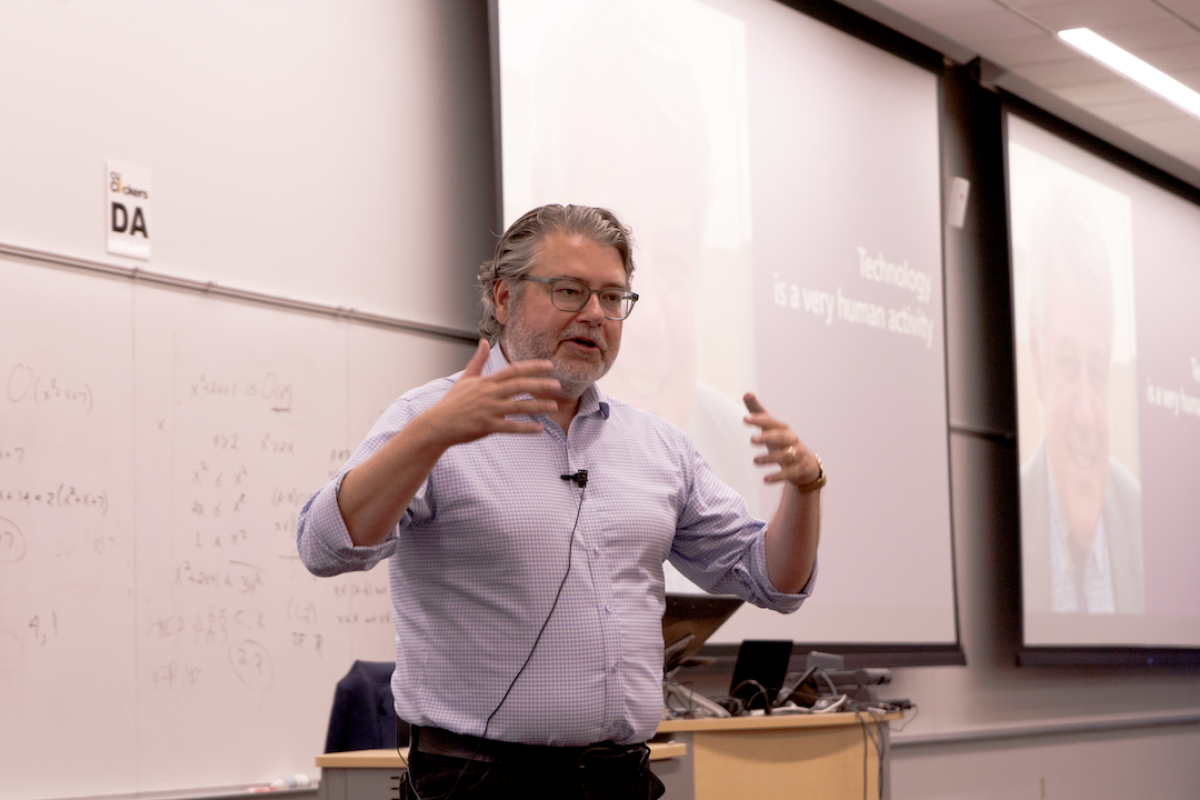 Lucky Vidmar presents Moulakis lecture