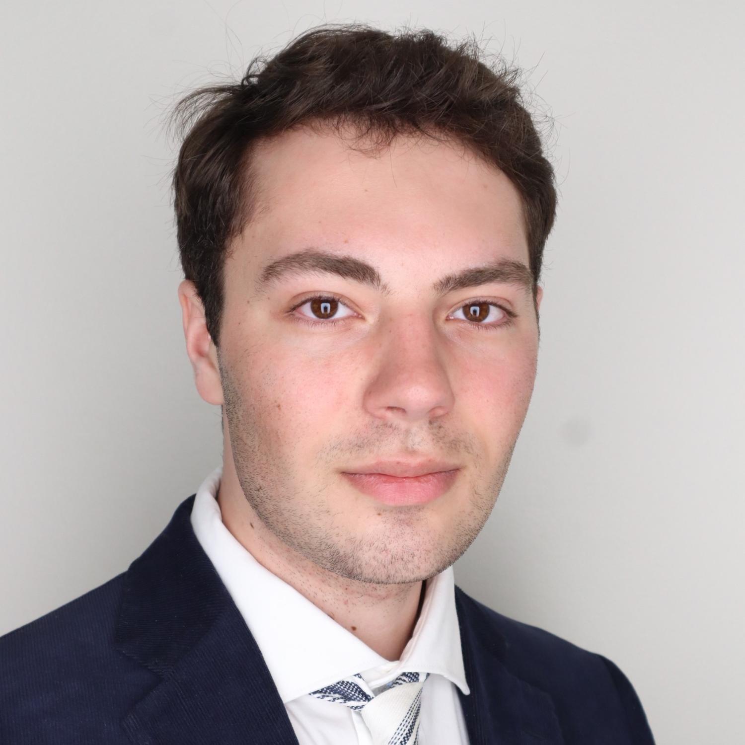 Daniel Valitt, History Peer Guide