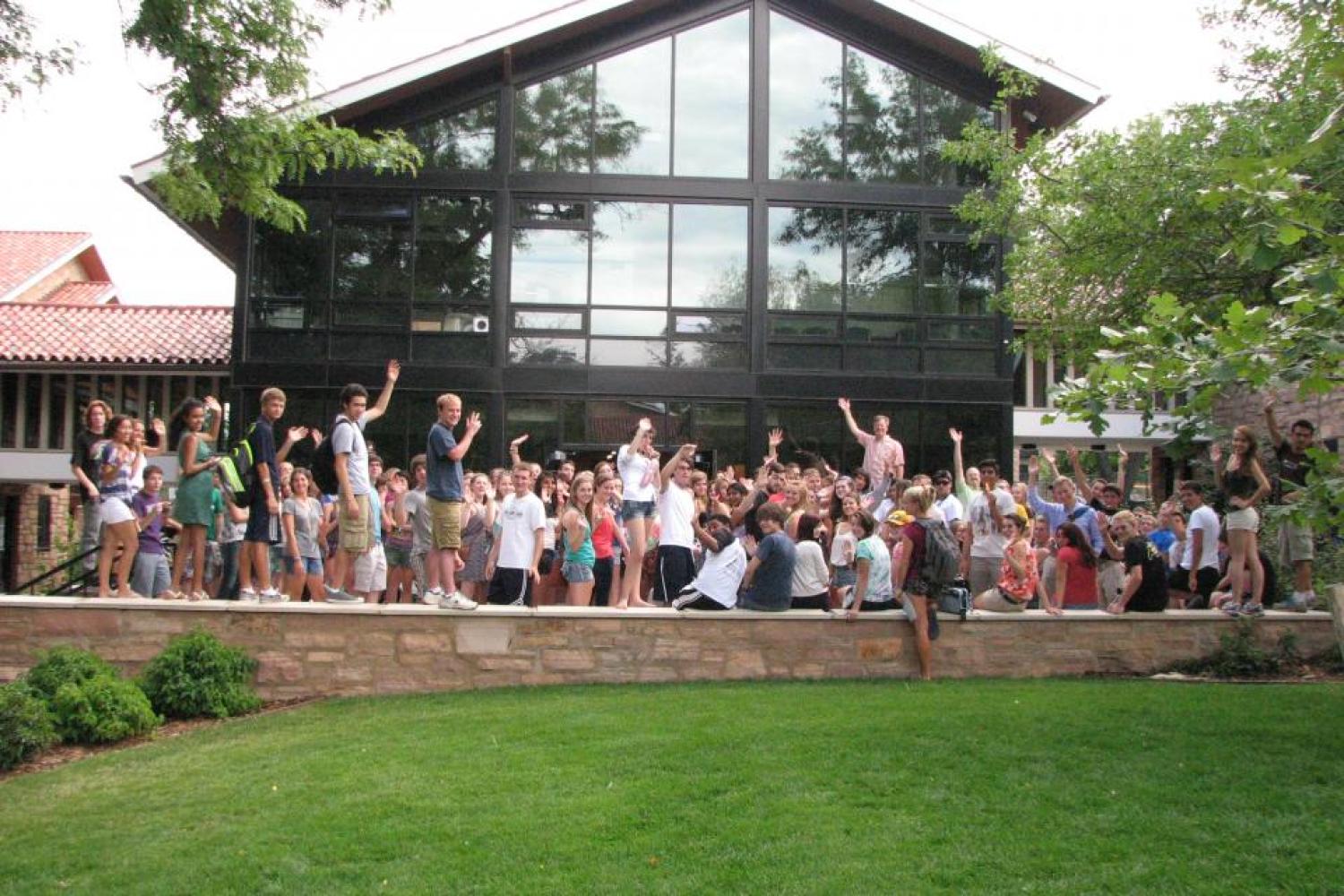 Residents of the Honors RAP outside Smith Hall.