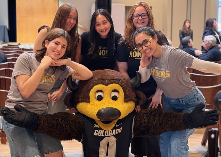 Five Honors students pose with Chip the Buffalo
