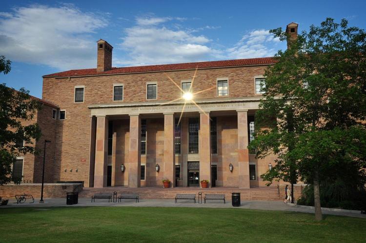 Norlin Library in the sunshine