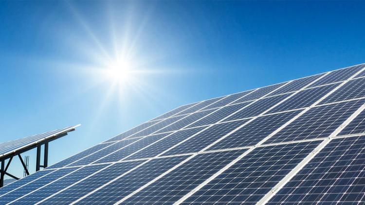 Tandem solar cells with two layers of perovskites aim to replace conventional silicon solar cells. ISTOCK.COM/DIYANADIMITROVA