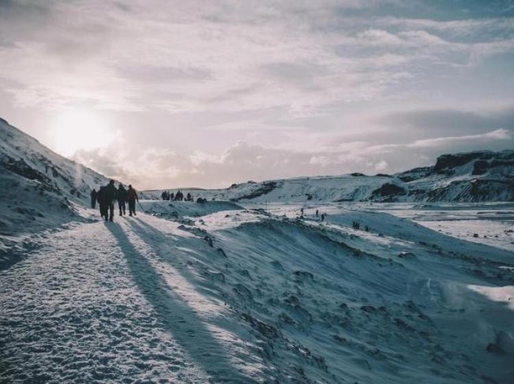 This certificate prepares students to address pressing environmental, political, and cultural issues in the far north.