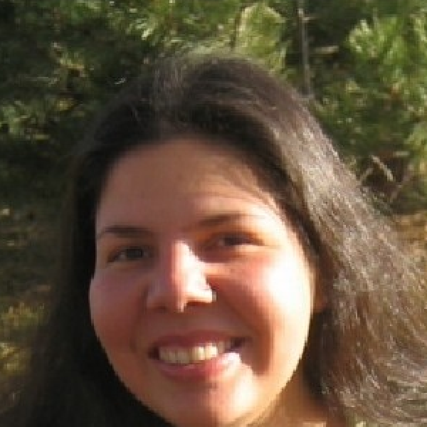 Eliana Colunga