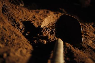 A short shovel used to clear the basement. (Robert R. Denton/CU News Corps)