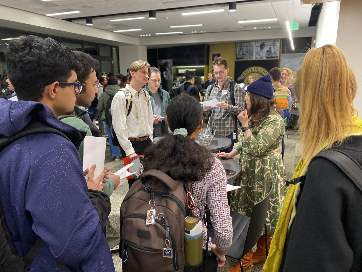 Students meet with companies at Startups2Students