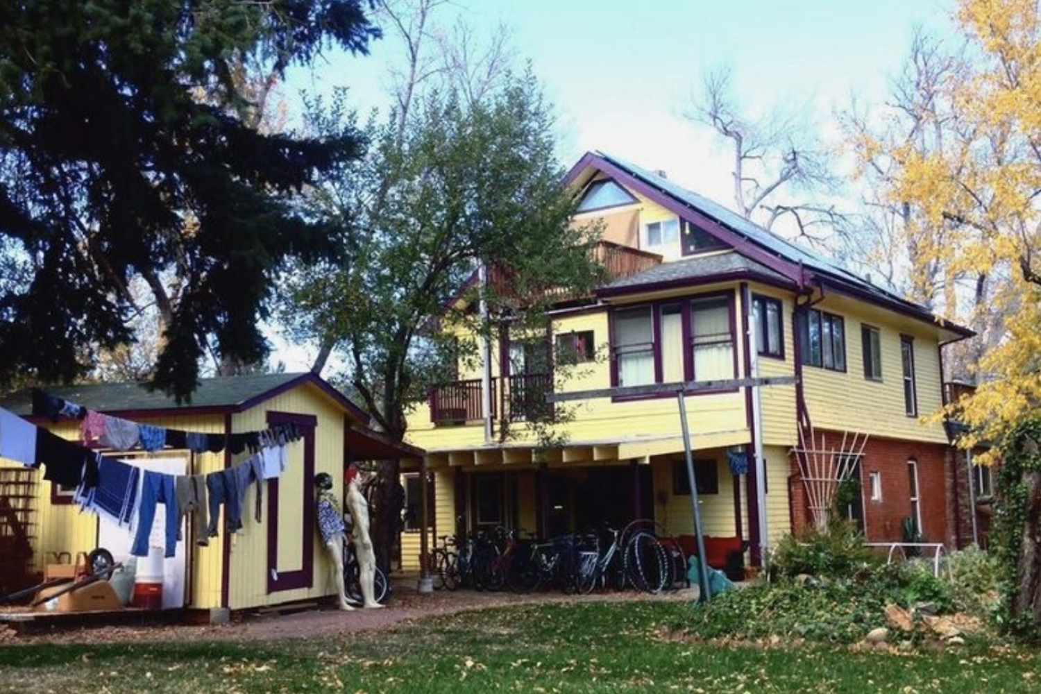 Clothesline outside of colorful house
