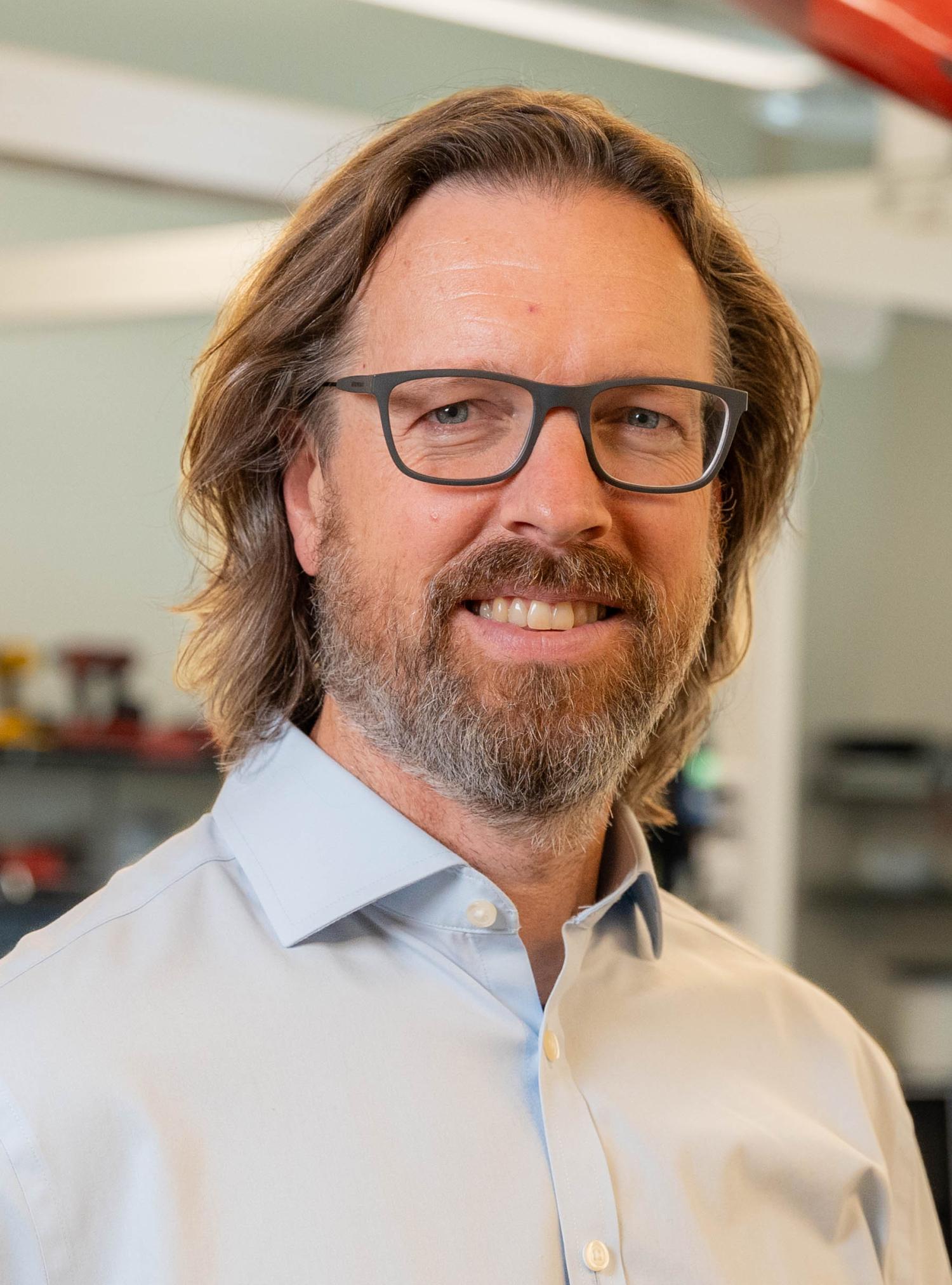 Dr. Eric Frew