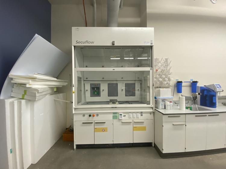 Fume Hood