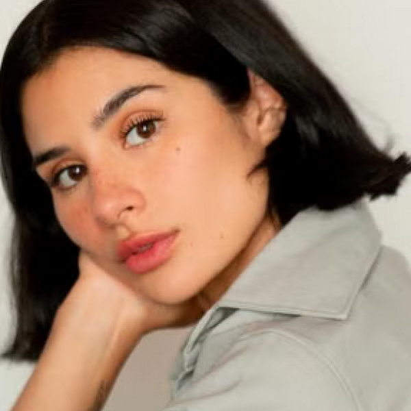 Diane Guerrero headshot