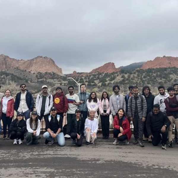 Group of students posing for picture at the Garden of the Gods